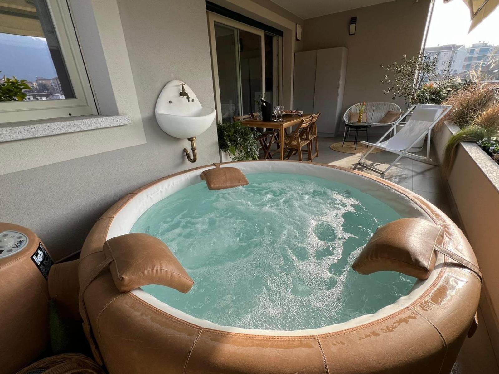 La Bollicina Boutique Apartment And Spa Verbania Bagian luar foto